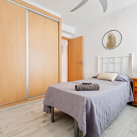 Apartment La Llosa -1er Linea
